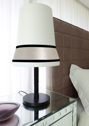 Фото №3 - Audrey Ta Large Table Lamp(2S120056)