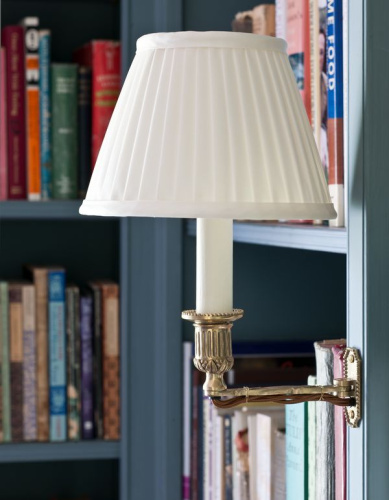 Фото №2 - Wall lamp for bookcase(2S125362)