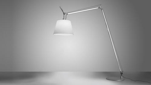 Фото №2 - Tolomeo Maxi Floor Lamp(ARTMD0117)