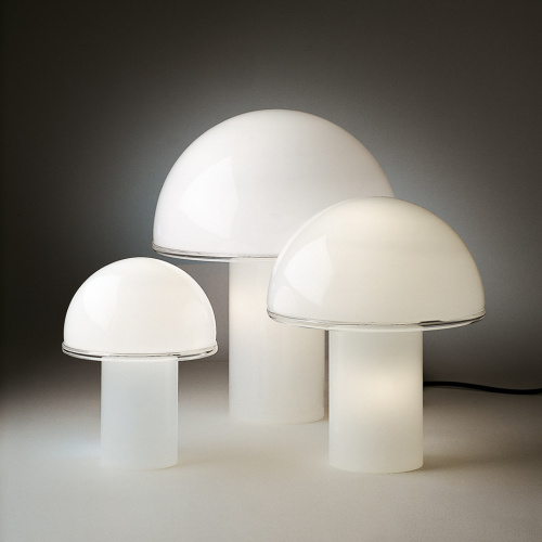 Фото №1 - Onfale Table Lamp(2S131048)