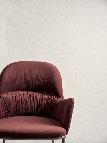 Фото №2 - Queen chair with armrests(2S132287)