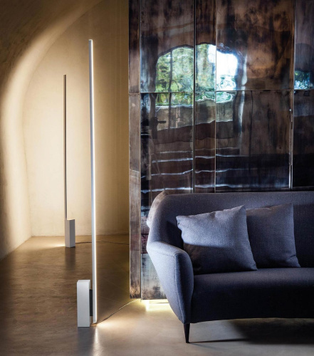Фото №2 - Linescapes Floor Lamp(LINFLO)
